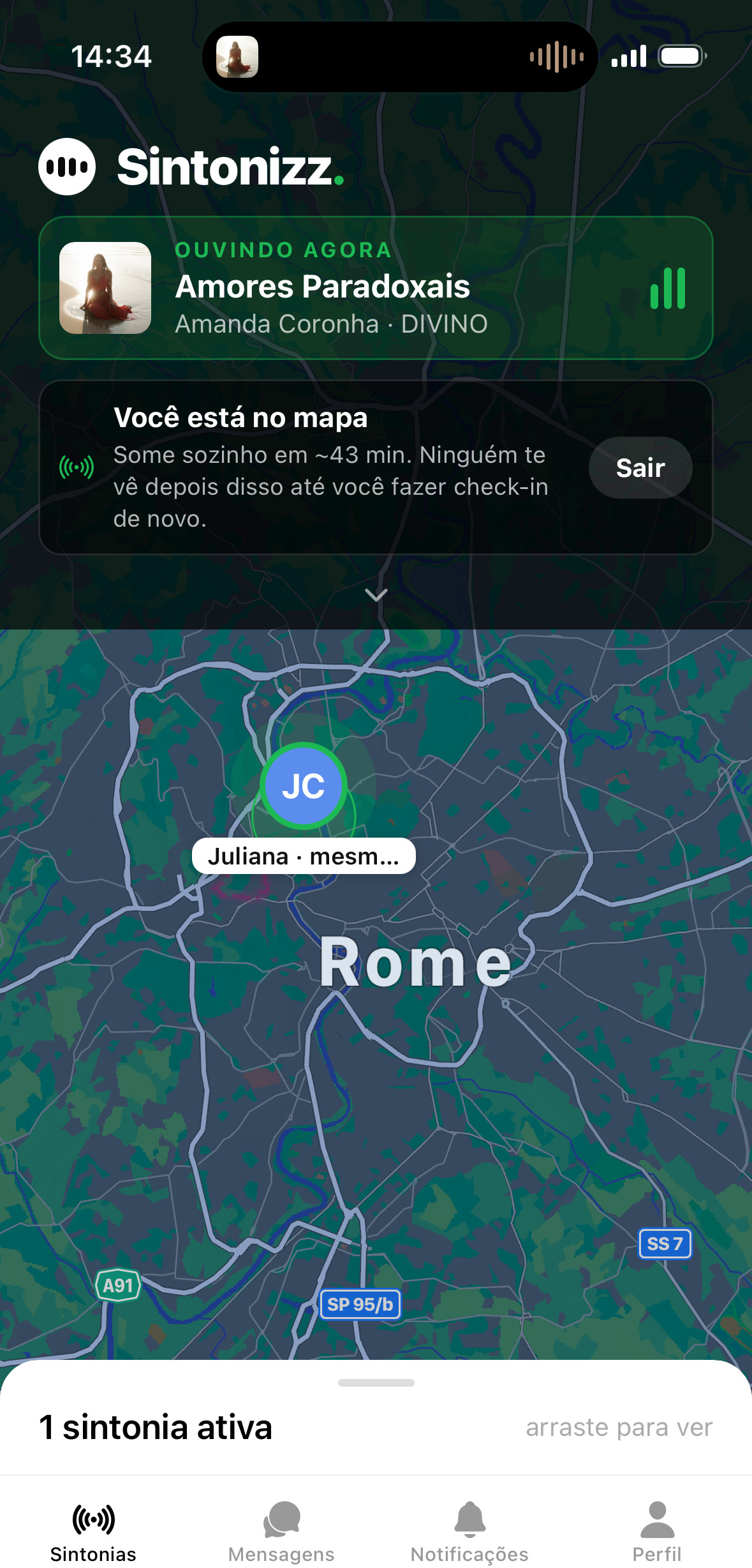 Música tocando agora e uma sintonia ativa no mapa